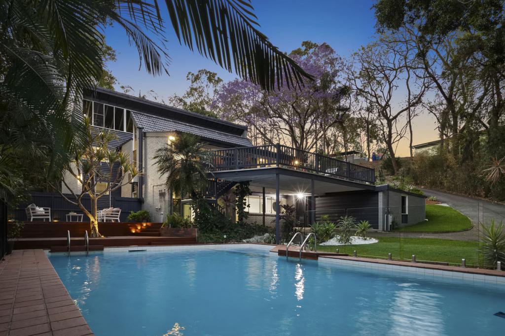 54 Jerrang St, Indooroopilly, QLD 4068