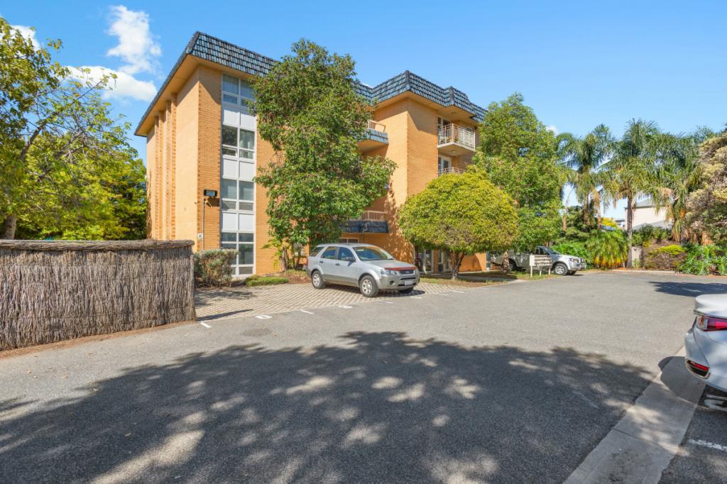 12/15 Byron St, Glenelg, SA 5045