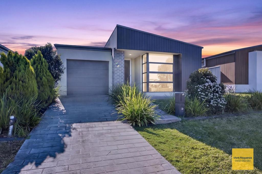 38 Bagnall St, Gregory Hills, NSW 2557