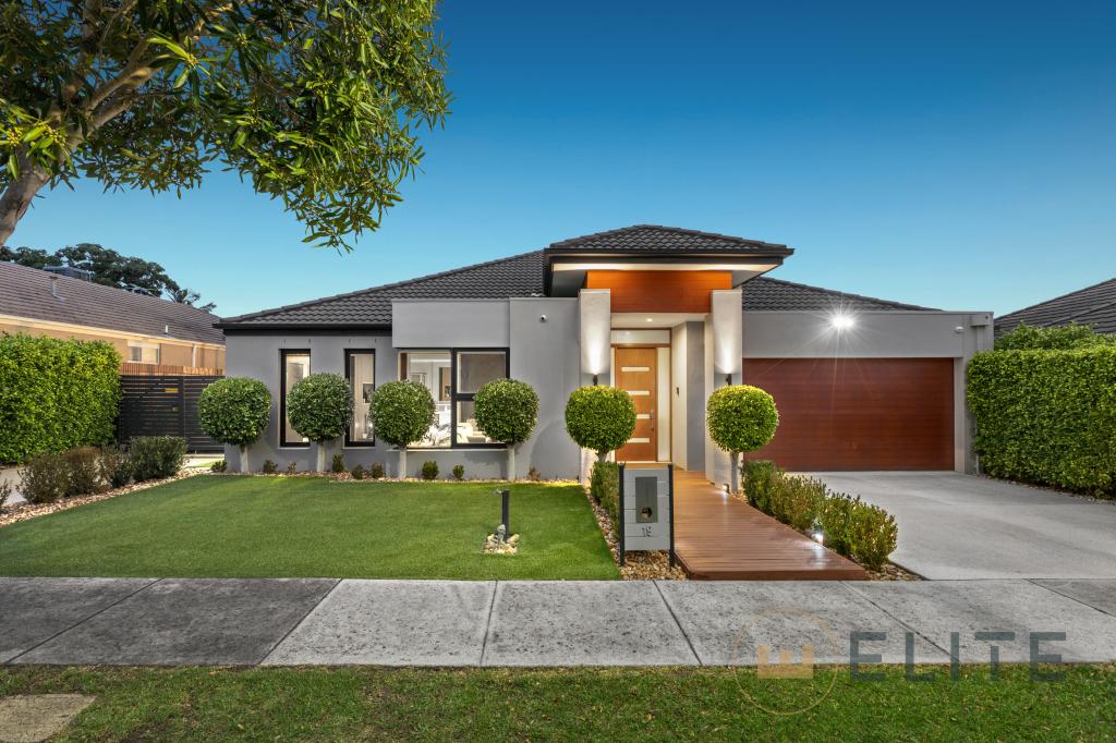 19 MARBELIA DR, BERWICK, VIC 3806