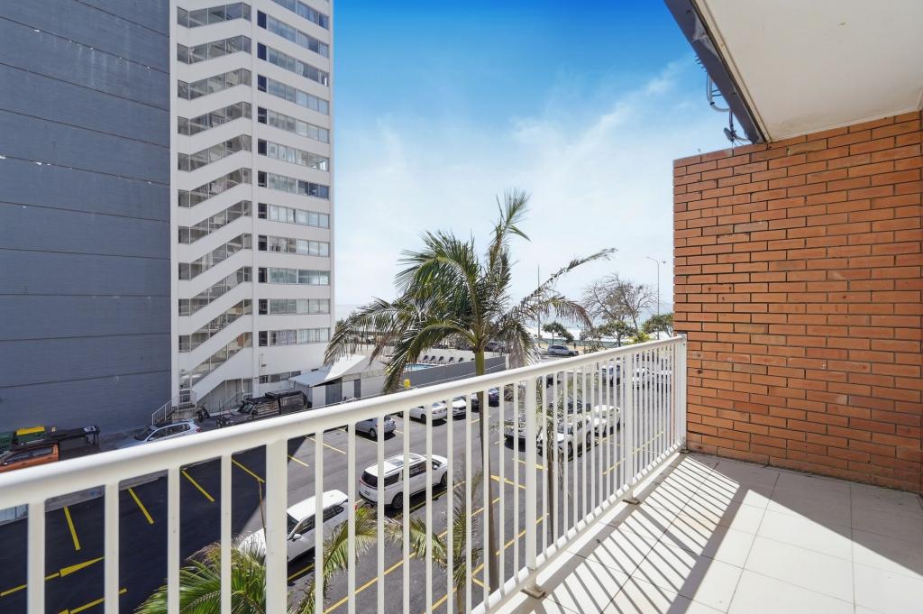 21/120 THE ESPLANADE, SURFERS PARADISE, QLD 4217