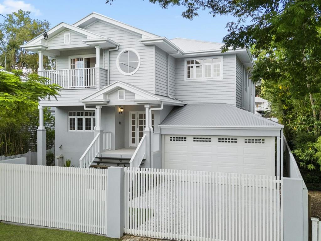 15 Rees Ave, Coorparoo, QLD 4151