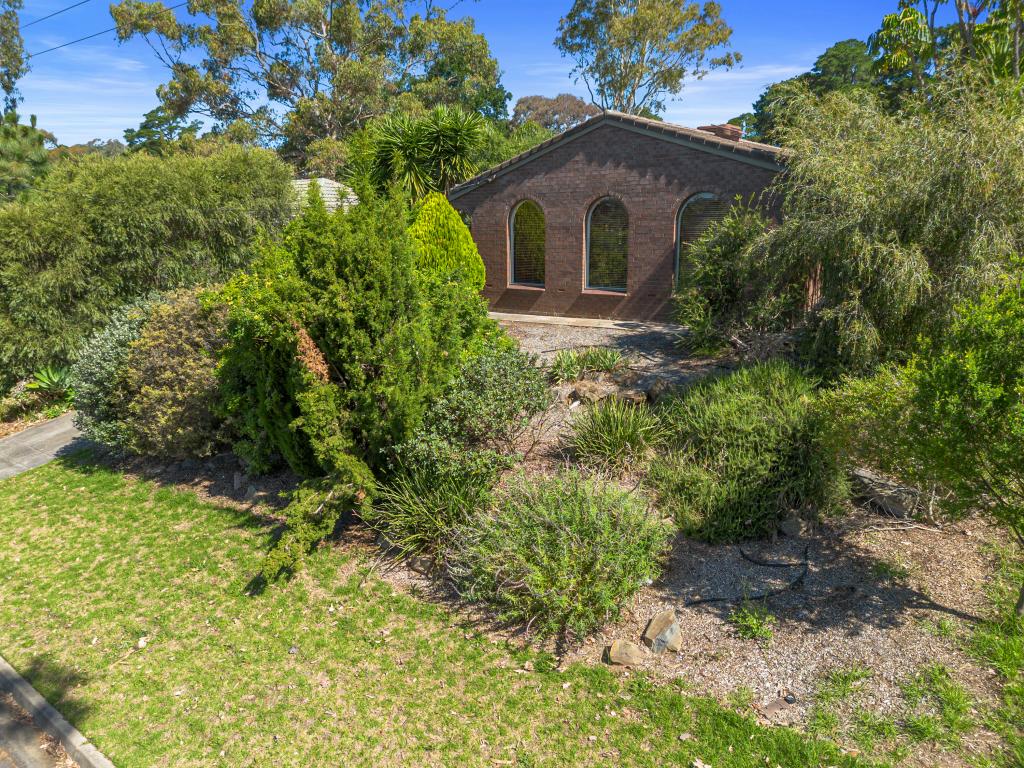 40 Tania Dr, Aberfoyle Park, SA 5159