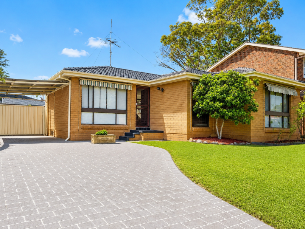 24 PENN CRES, QUAKERS HILL, NSW 2763
