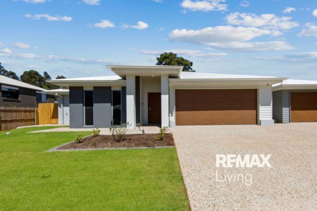 3b Discovery Cl, Glass House Mountains, QLD 4518