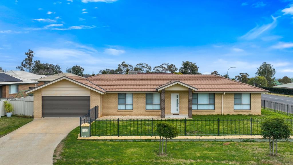 16c Warwick Rd, Tamworth, NSW 2340