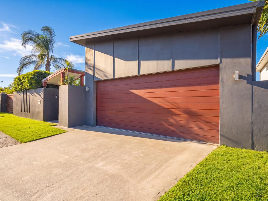 294 Rio Vista Bvd, Mermaid Waters, QLD 4218