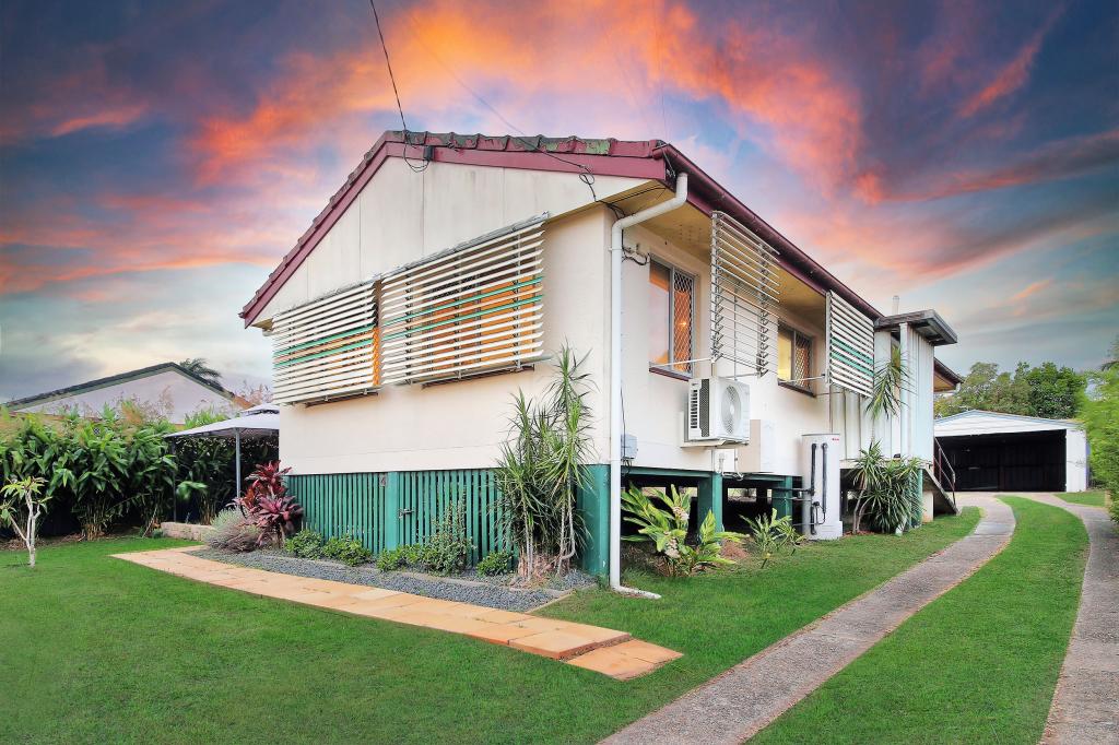 4 OMAR ST, WOODRIDGE, QLD 4114