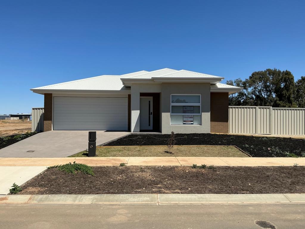 12 Quinton St, Cobram, VIC 3644