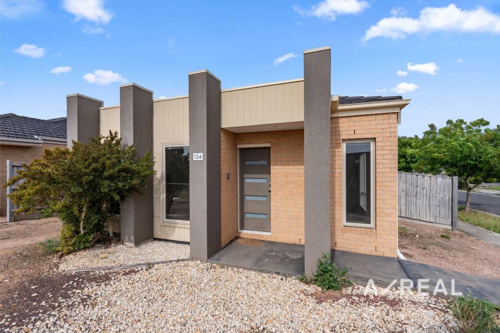 134 CROSSWAY AVE, TARNEIT, VIC 3029