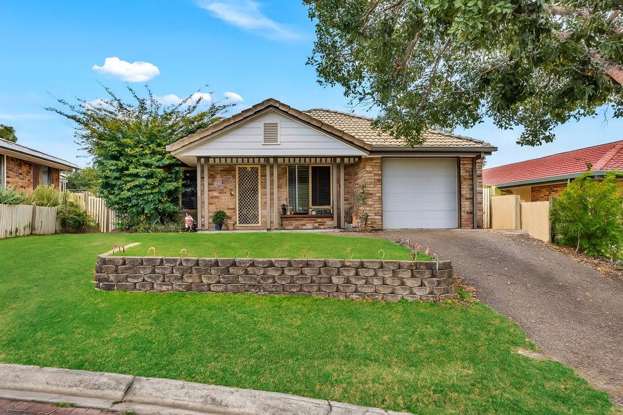 5 LAKEWOOD CT, FLINDERS VIEW, QLD 4305