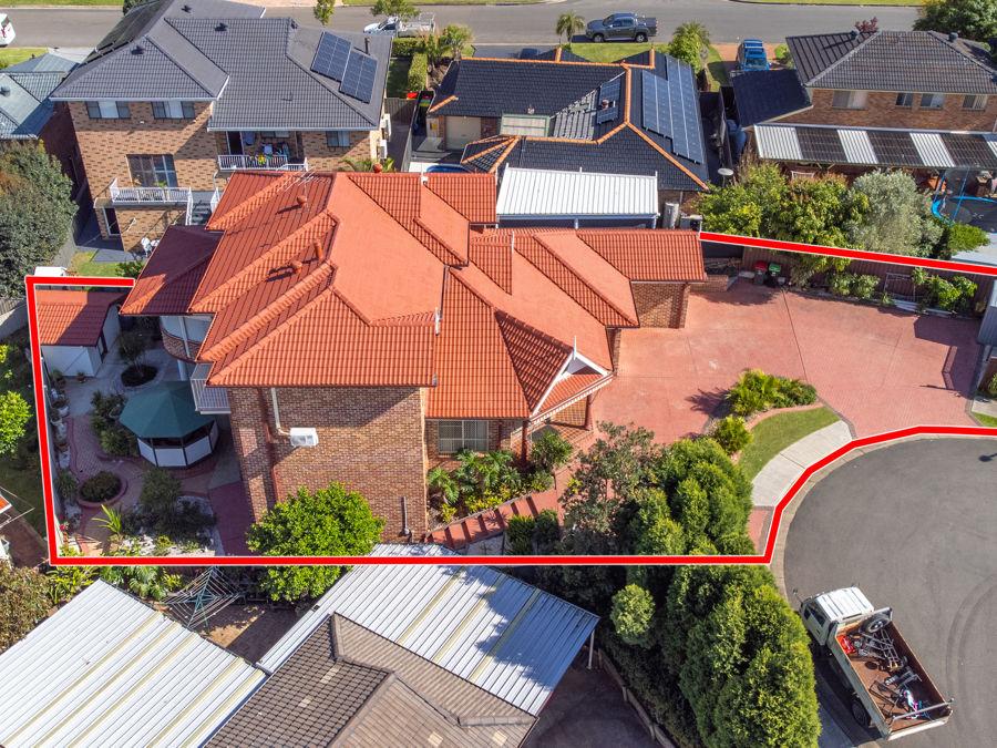 13 Martens Pl, Abbotsbury, NSW 2176