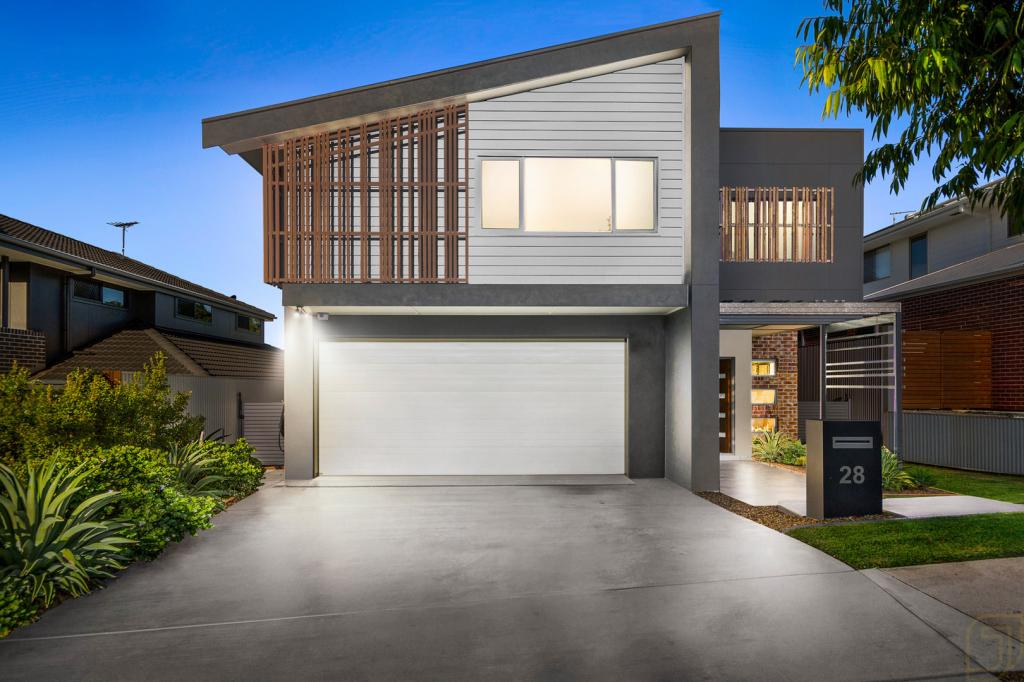 28 DE LUCHI ST, CARSELDINE, QLD 4034