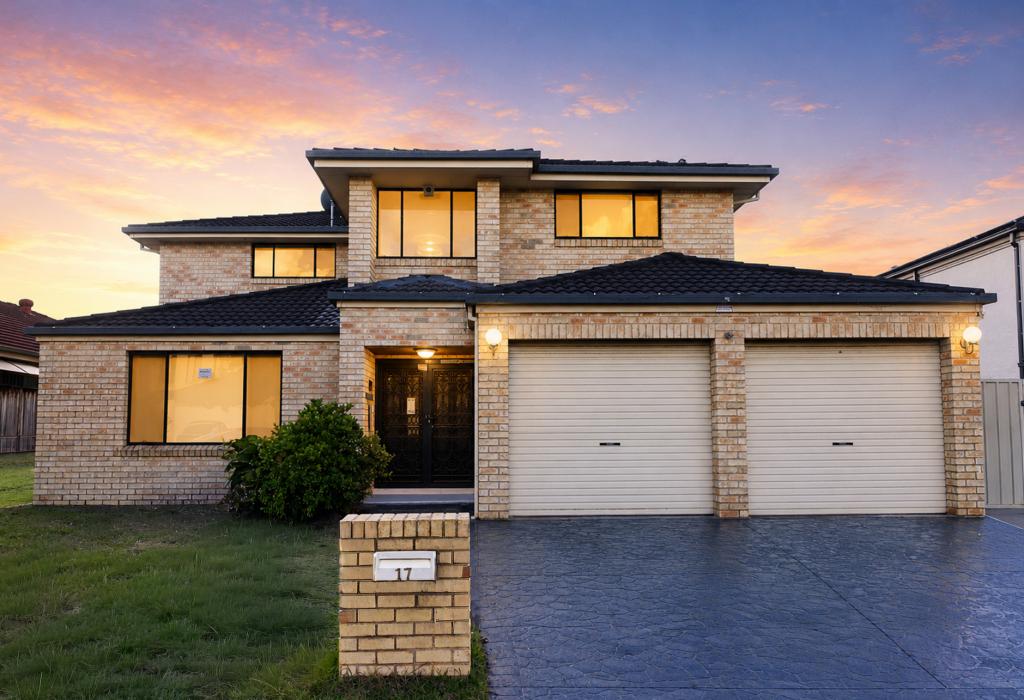 17 CLONMORE ST, KELLYVILLE RIDGE, NSW 2155