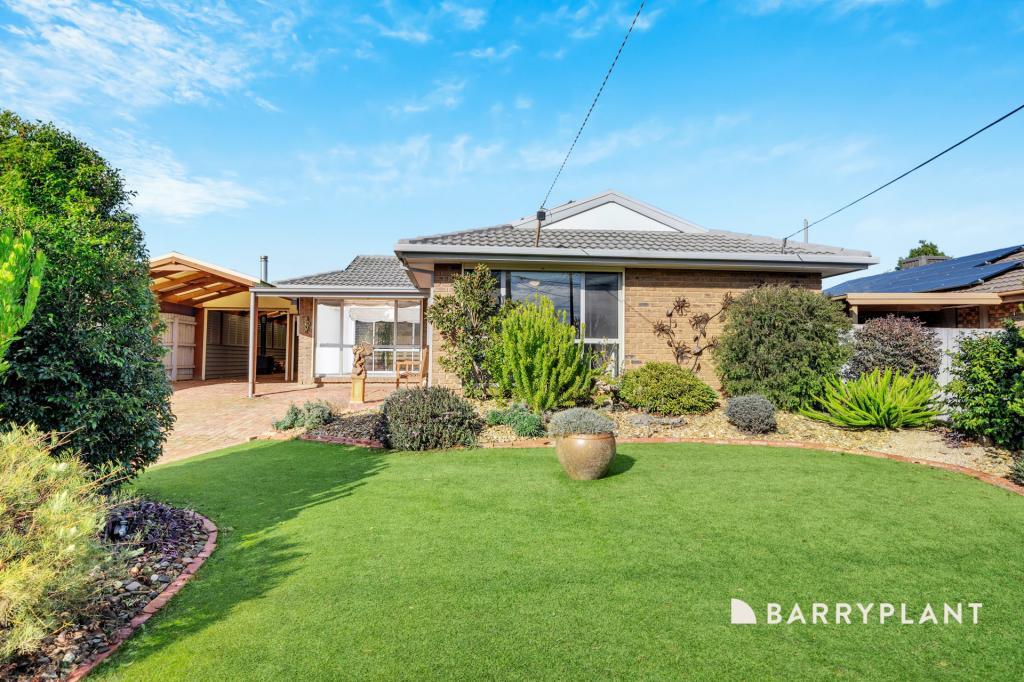 8 Weeden Dr, Werribee, VIC 3030
