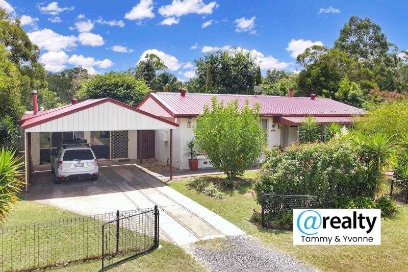 8 Blinco St, Crows Nest, QLD 4355