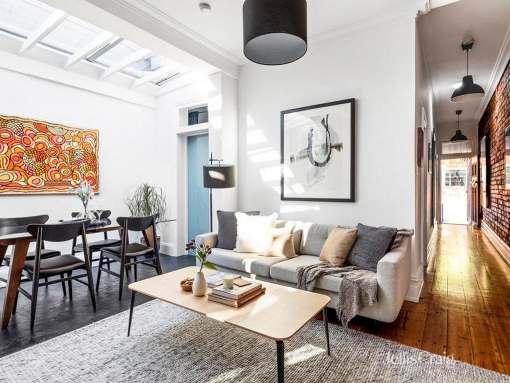 11 TRENERRY CRES, ABBOTSFORD, VIC 3067