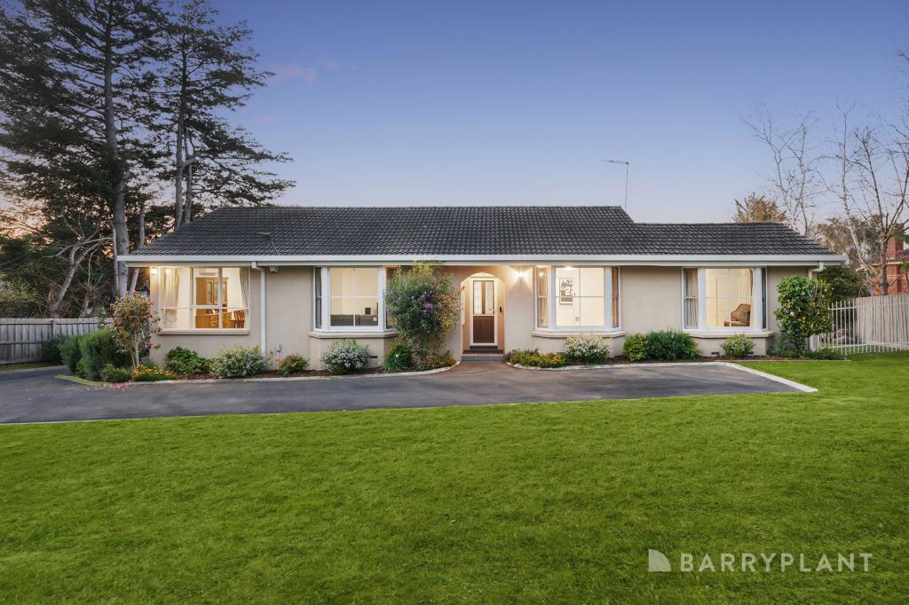 7 & 7a Railway Pde, Wandin North, VIC 3139