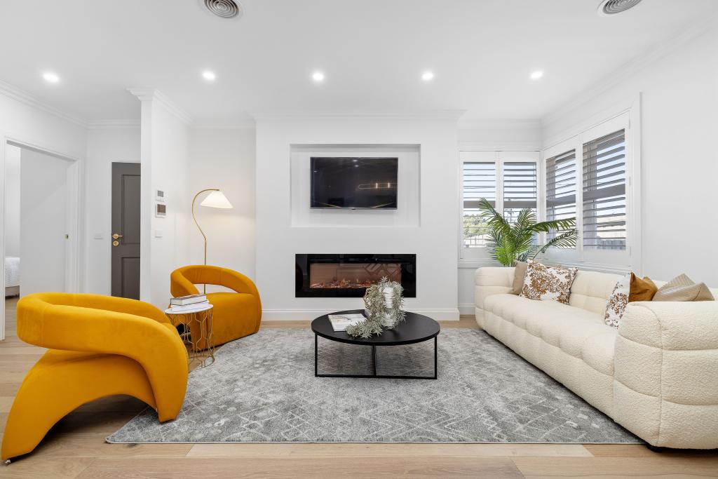 687 Warrigal Rd, Bentleigh East, VIC 3165
