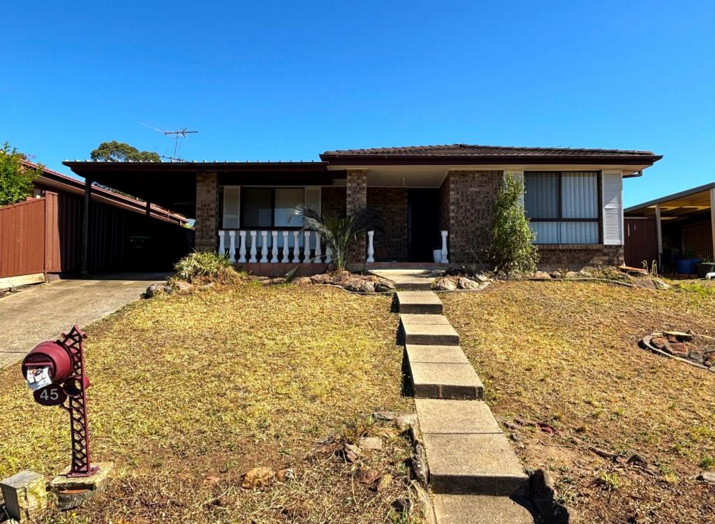 45 Dransfield Rd, Edensor Park, NSW 2176