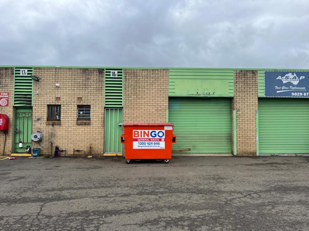 18B/4 LOUISE AVE, INGLEBURN, NSW 2565