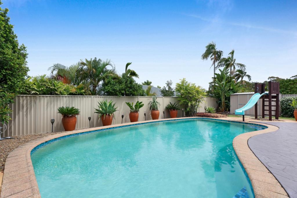 9 Collingwood Ave, Robina, QLD 4226