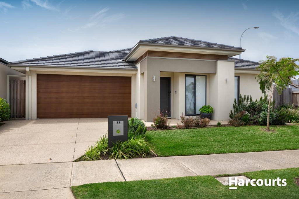 33 GRAZING WAY, CLYDE NORTH, VIC 3978