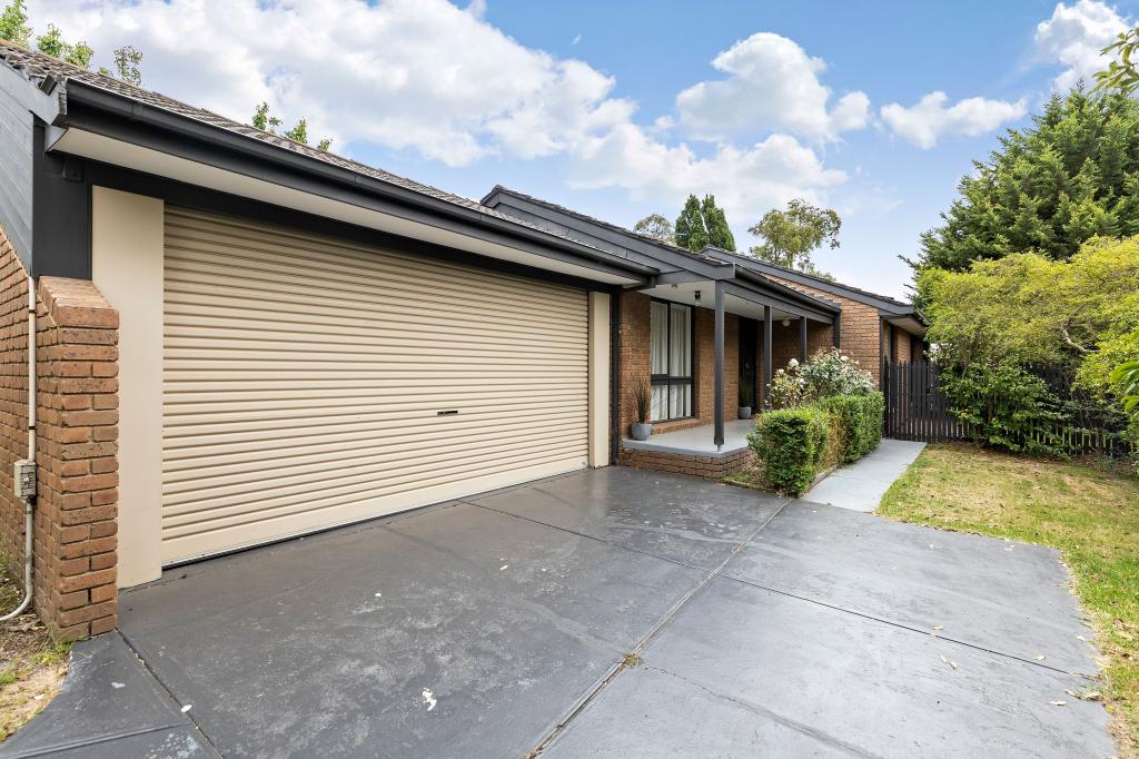 8 Furneaux Ct, Frankston, VIC 3199