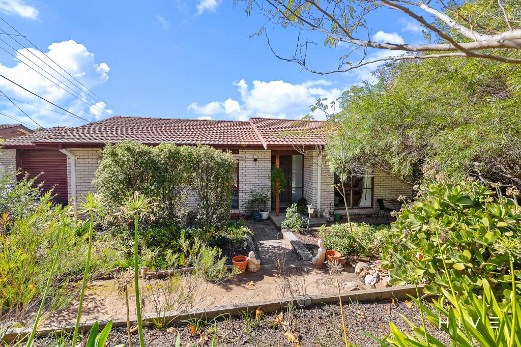 6 Victor Pl, Monash, ACT 2904