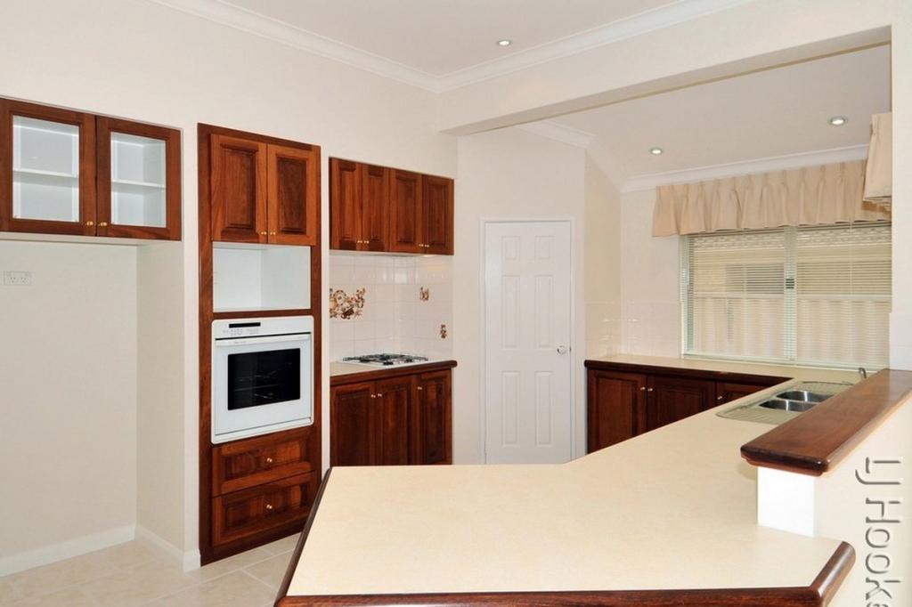 31 Orestes St, San Remo, WA 6210