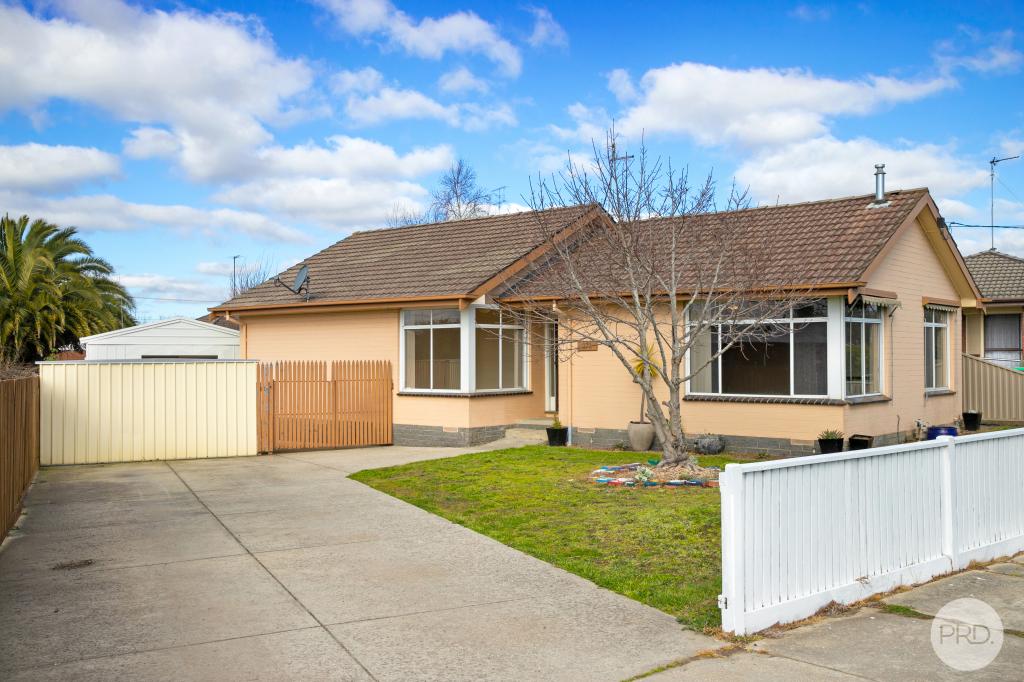 372 Forest St, Wendouree, VIC 3355