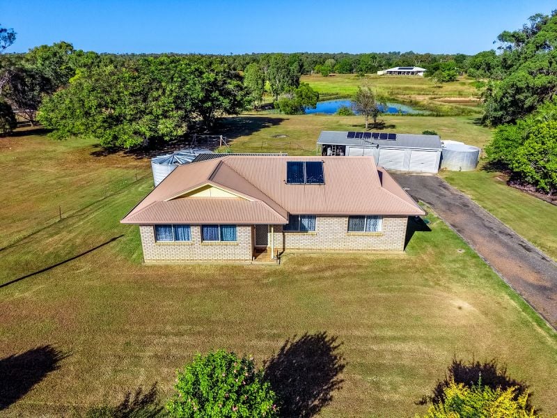 15 Daveys Dr, Branyan, QLD 4670