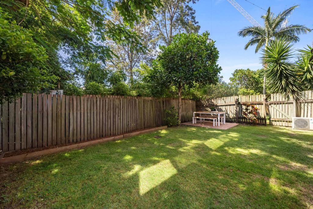2/186 HARCOURT ST, NEW FARM, QLD 4005