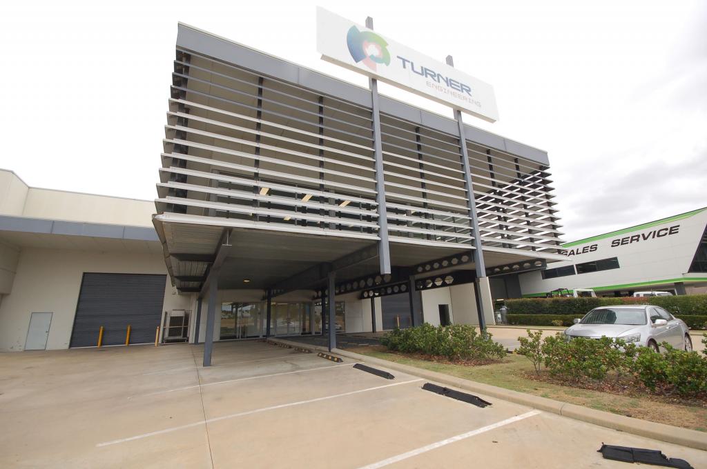 102 Discovery Dr, Bibra Lake, WA 6163