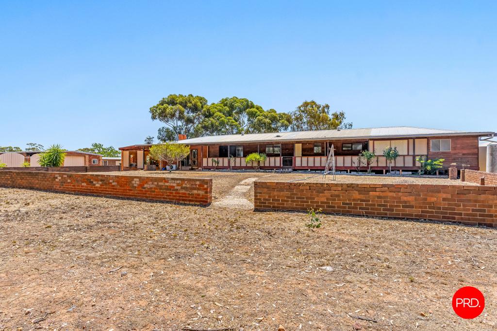 155 SCOTTS RD, NEILBOROUGH, VIC 3570