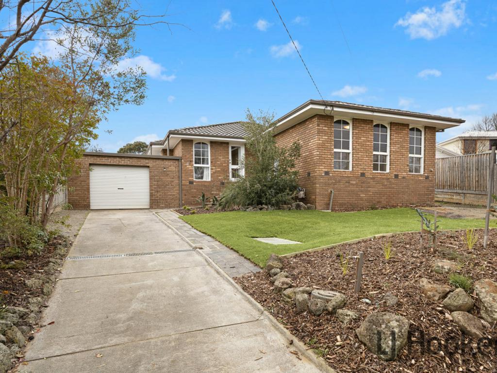12 Tamworth Rd, Kilsyth, VIC 3137