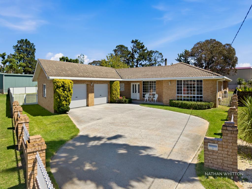 7 Cluan Ave, Uralla, NSW 2358