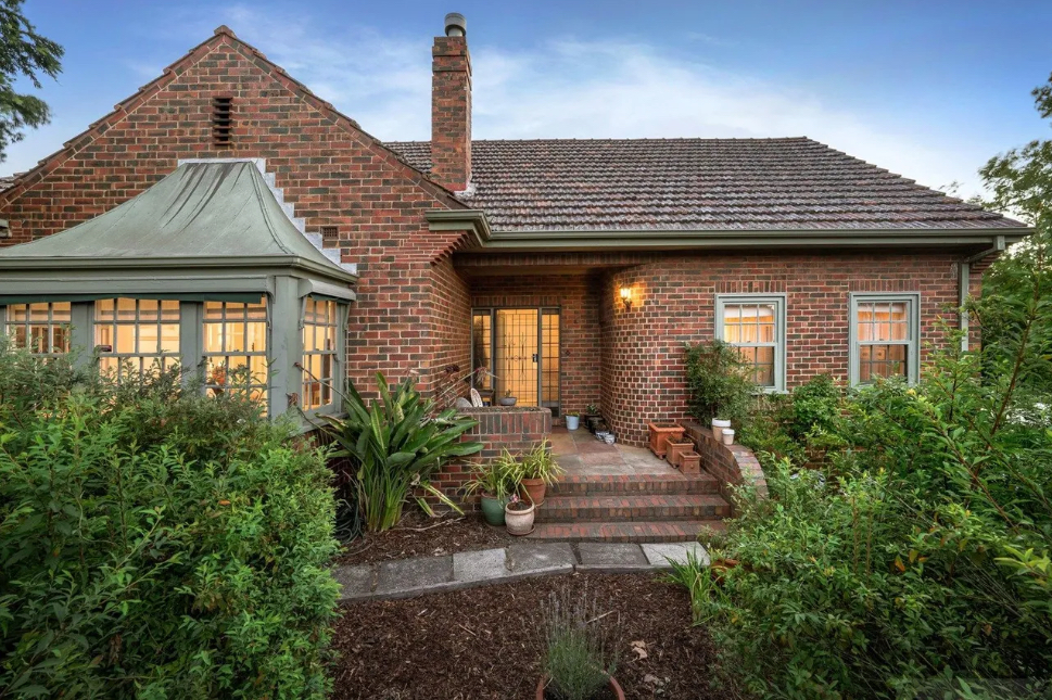 402 Barkers Rd, Hawthorn East, VIC 3123