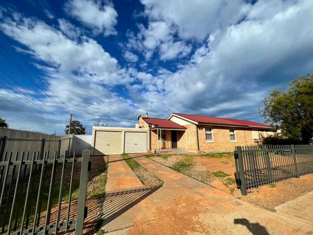 2 Tully St, Whyalla Stuart, SA 5608