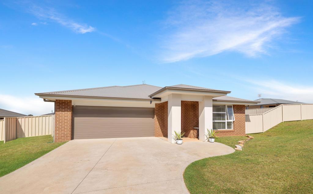 4 Willow Pl, Parkes, NSW 2870