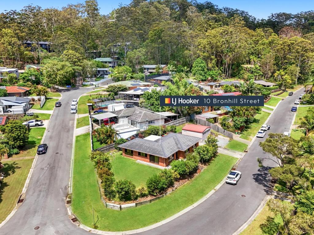 10 Bronhill St, Currumbin Waters, QLD 4223