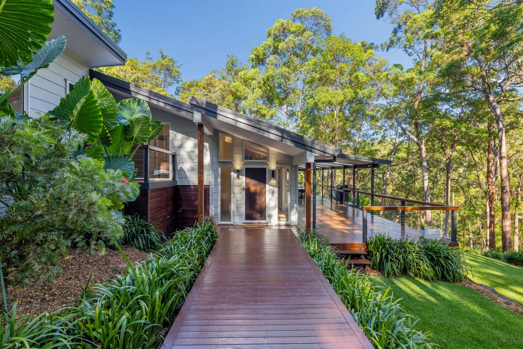 6 Dorset Pl, Elanora, QLD 4221