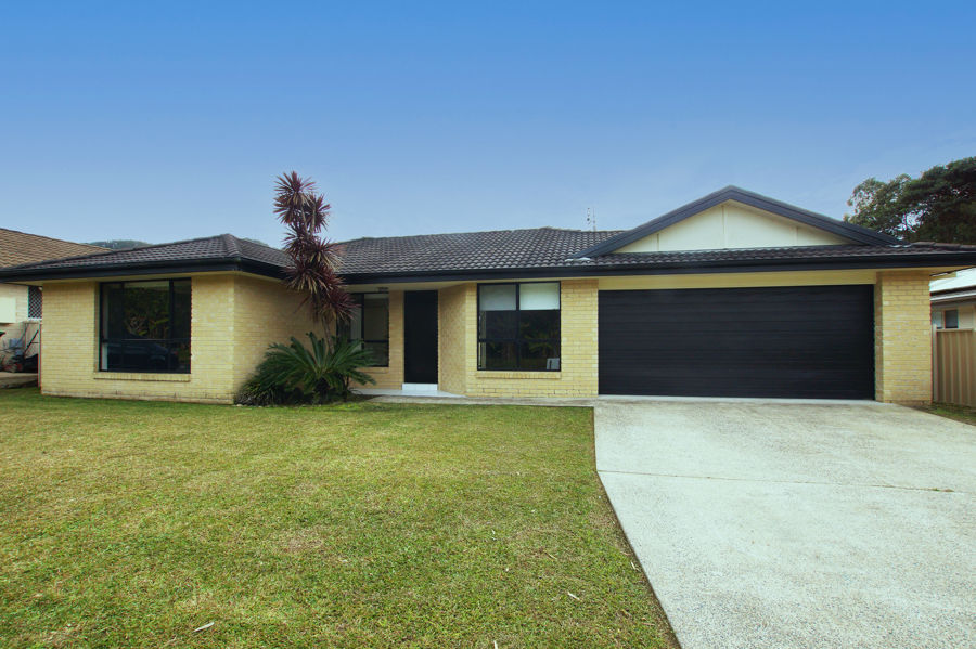 4 Carrall Cl, Coffs Harbour, NSW 2450