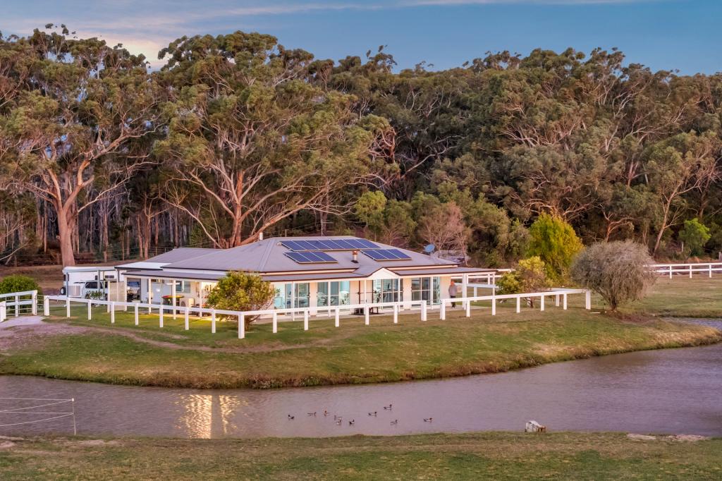 154 Danns Lane, Keith Hall, NSW 2478