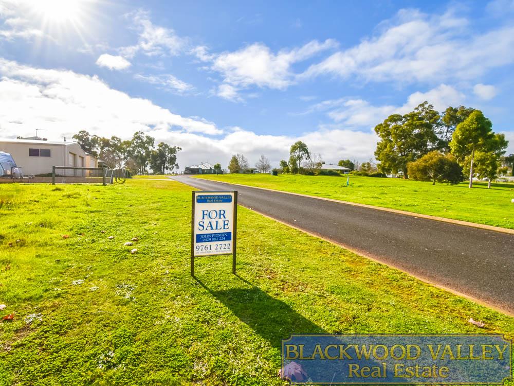 9 Park Ave, Bridgetown, WA 6255