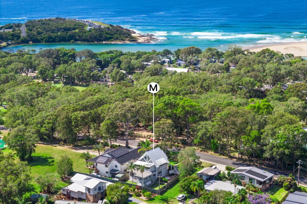 72 LYONS RD, SAWTELL, NSW 2452