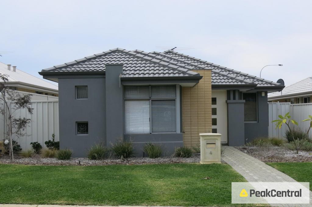 4 Andy Zuvela Rd, Beeliar, WA 6164