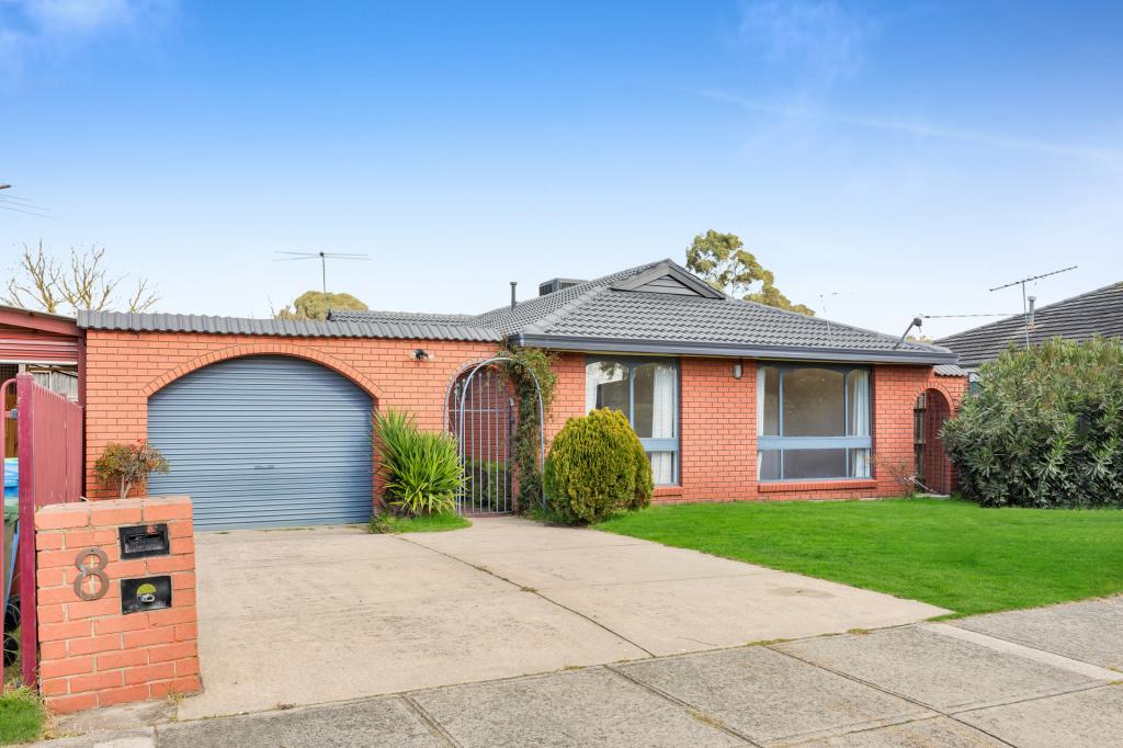 8 Fenfield St, Cranbourne, VIC 3977