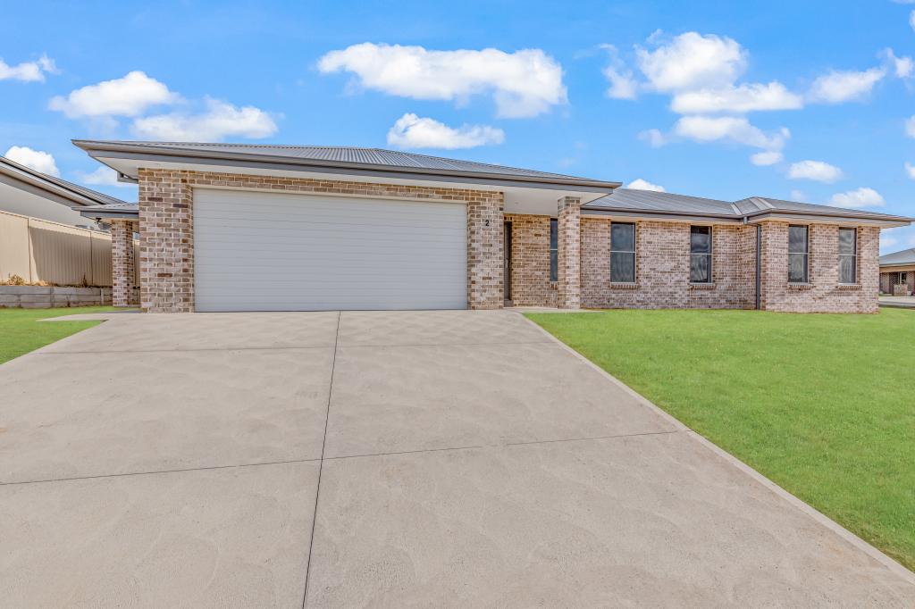 2 Darvall Dr, Kelso, NSW 2795