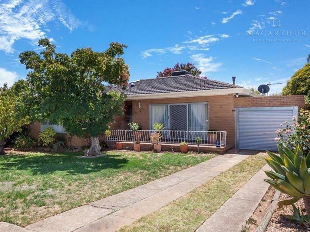 5 Bruce St, Tolland, NSW 2650